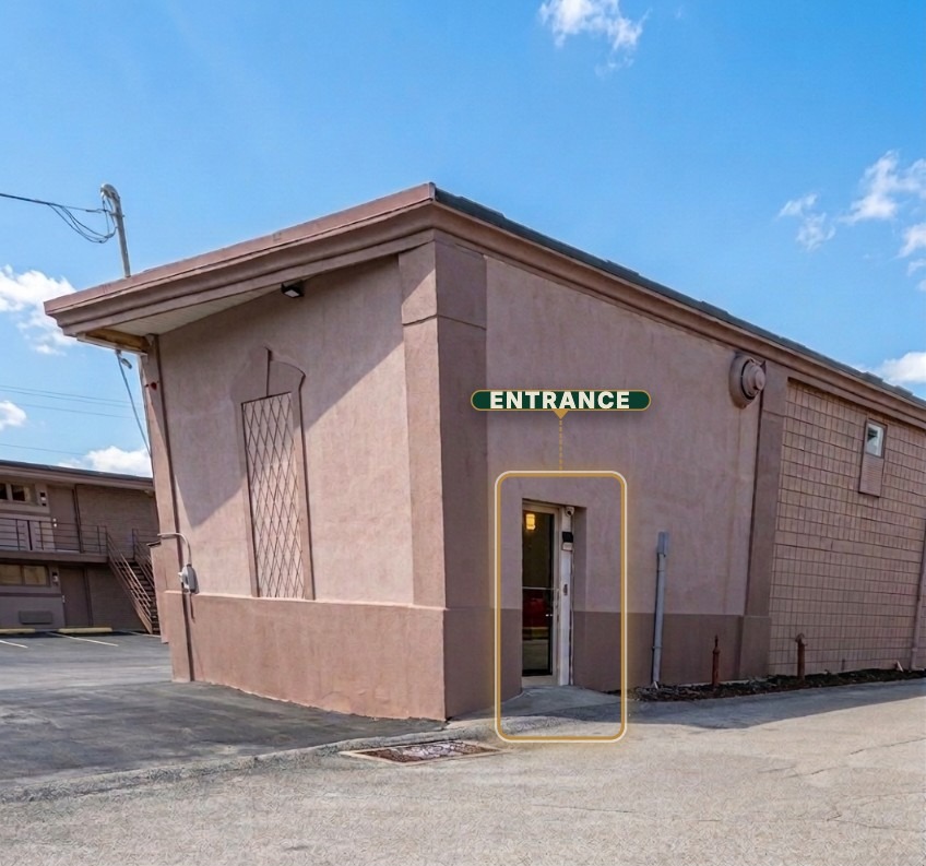 Private Tee Golf exterior with entrance marked